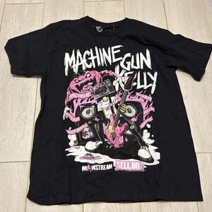 New machine gun Kelly tour tee XS